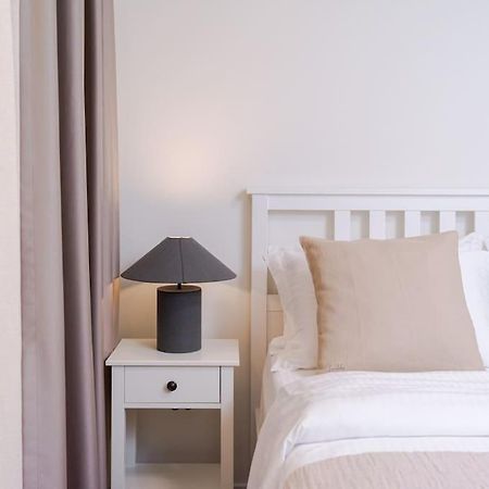 Anna'S Blloku Apartment ติรานา ภายนอก รูปภาพ