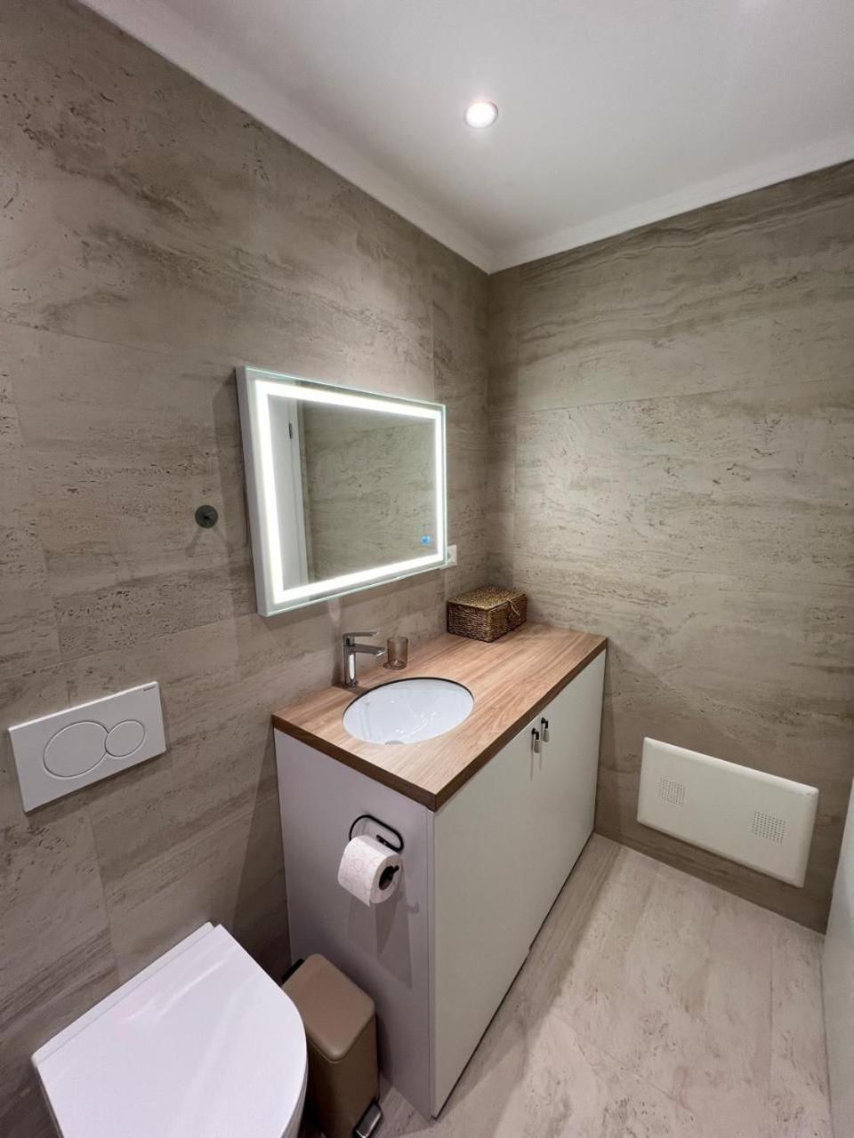 Anna'S Blloku Apartment ติรานา ภายนอก รูปภาพ